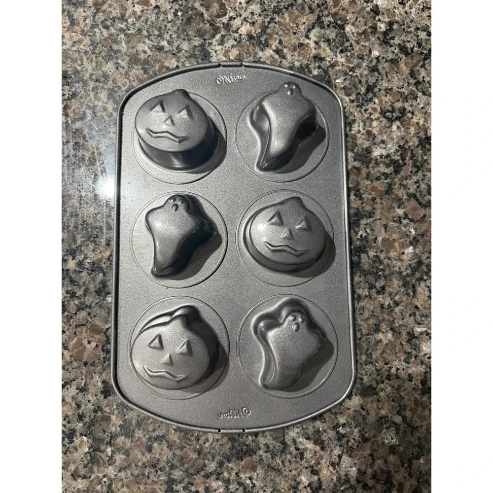 Wilton Halloween Pumpkin and Ghost 6 Cavity Non-Stick Muffin Pan Gray Steel